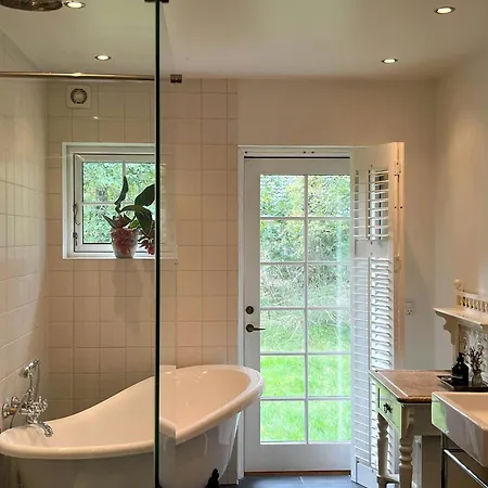 Casa de Férias Classic 30s House In Asserbo's Woods