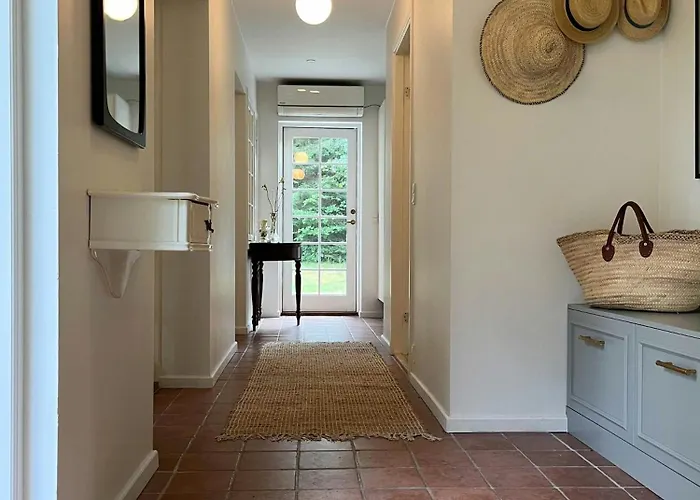 Classic 30s House In Asserbo's Woods Дом отдыха *